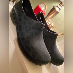 Crocs nursing/clinical shoes